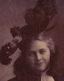 Emma 1899-cropped